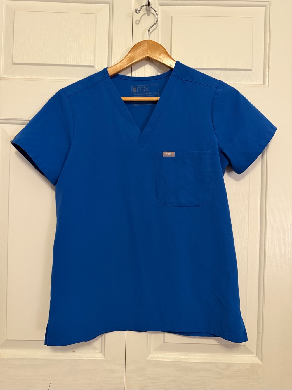 FIGS Women’s Royal Blue Scrub Bundle